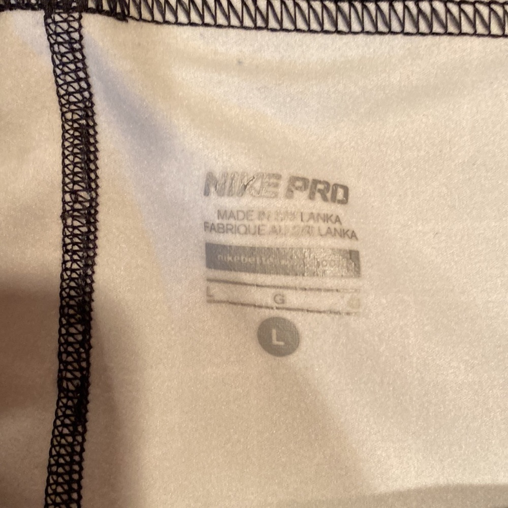 Women’s Nike leggings size large - Picture 5 of 7